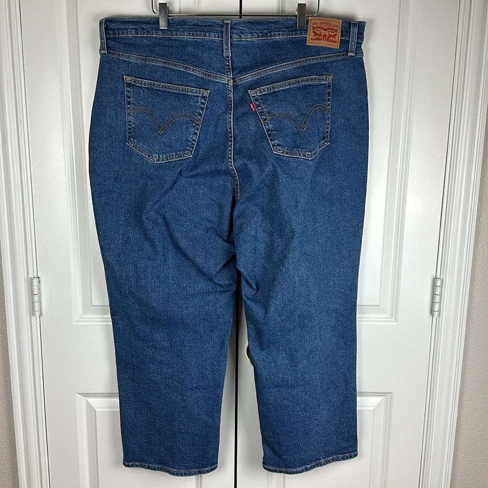 Levi's Premium RIBCAGE STRAIGHT ANKLE WOMEN'S JEANS (PLUS SIZE) - Picture 9 of 9